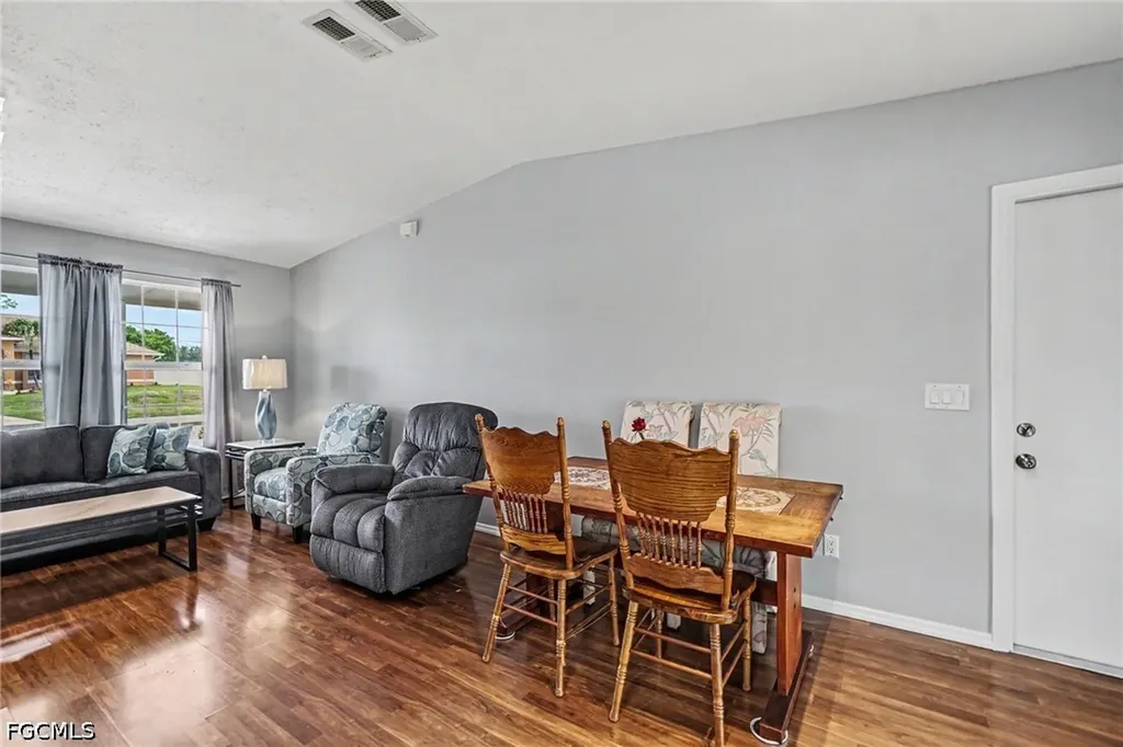 316 SW 19th Terrace Cape Coral FL 33991