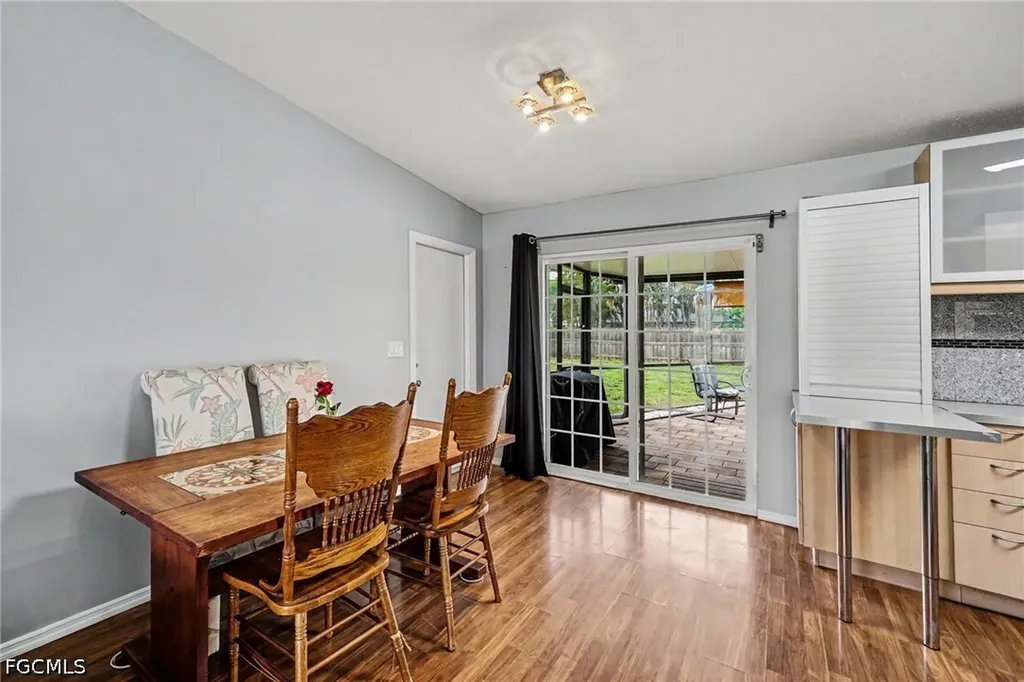 316 SW 19th Terrace Cape Coral FL 33991