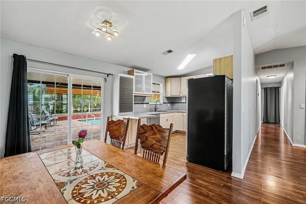 316 SW 19th Terrace Cape Coral FL 33991