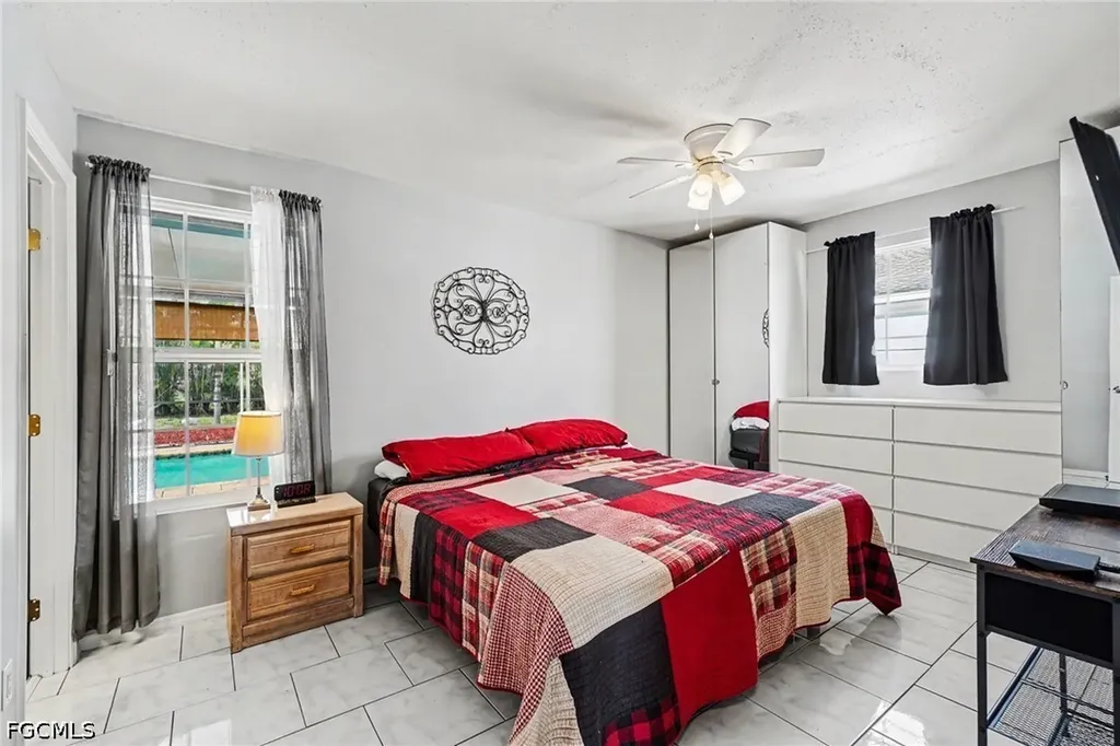 316 SW 19th Terrace Cape Coral FL 33991