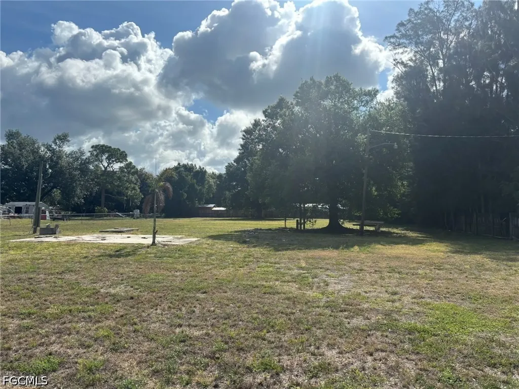 7949 Mcdaniel Drive North Fort Myers FL 33917
