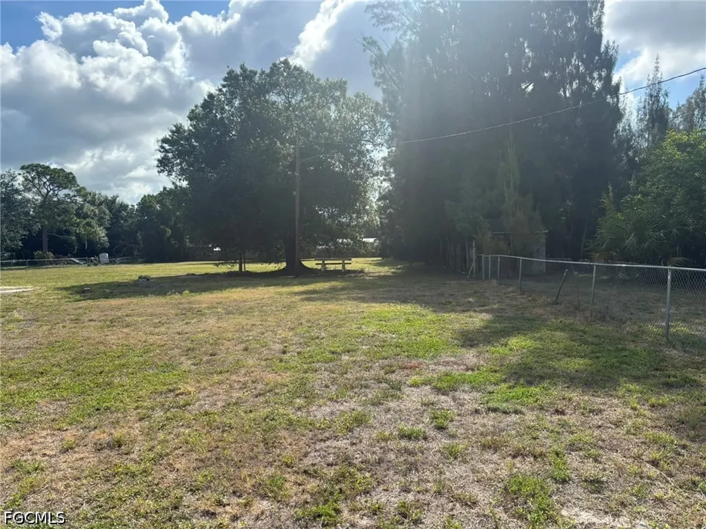 7949 Mcdaniel Drive North Fort Myers FL 33917