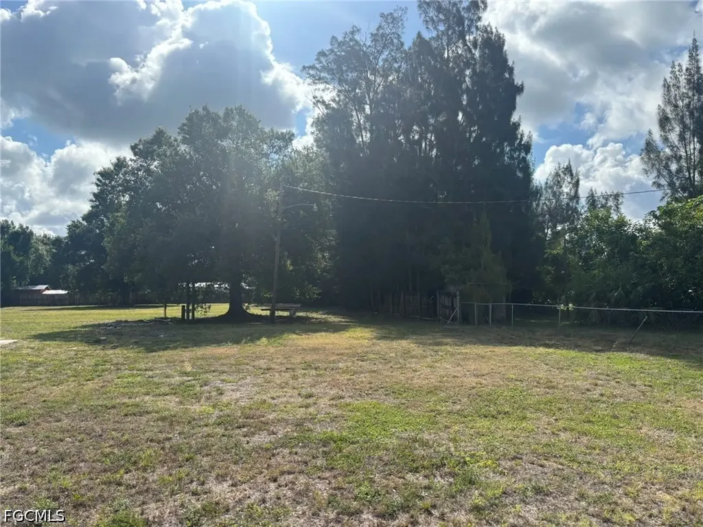 7949 Mcdaniel Drive North Fort Myers FL 33917