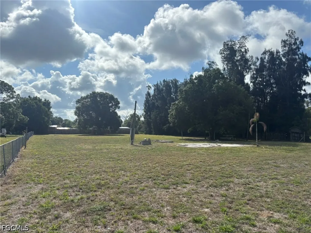 7949 Mcdaniel Drive North Fort Myers FL 33917
