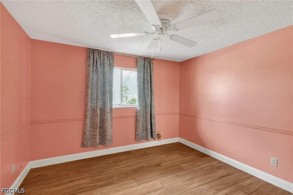 5240 Versaille Court Cape Coral FL 33904