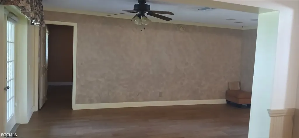 5240 Versaille Court Cape Coral FL 33904