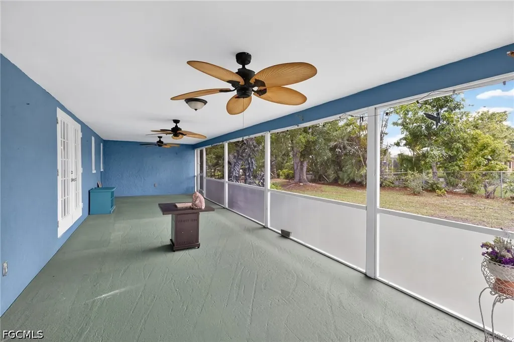 5240 Versaille Court Cape Coral FL 33904