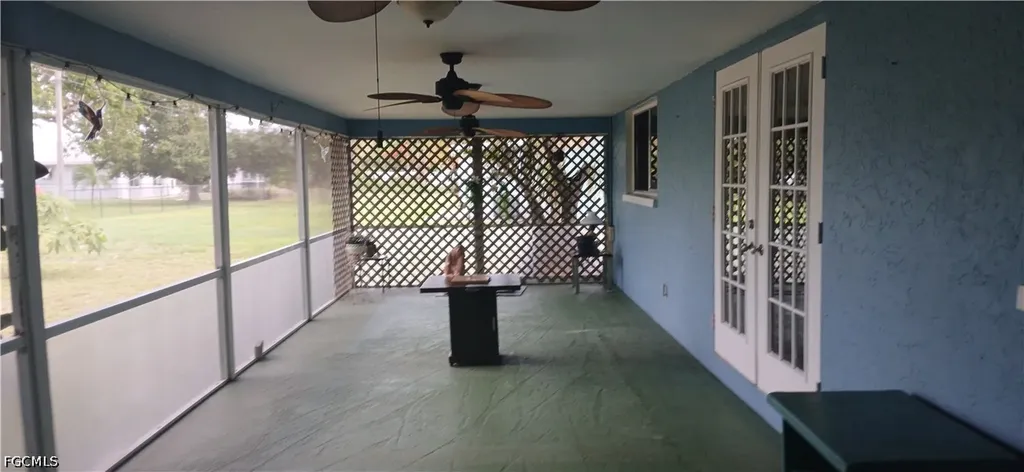 5240 Versaille Court Cape Coral FL 33904