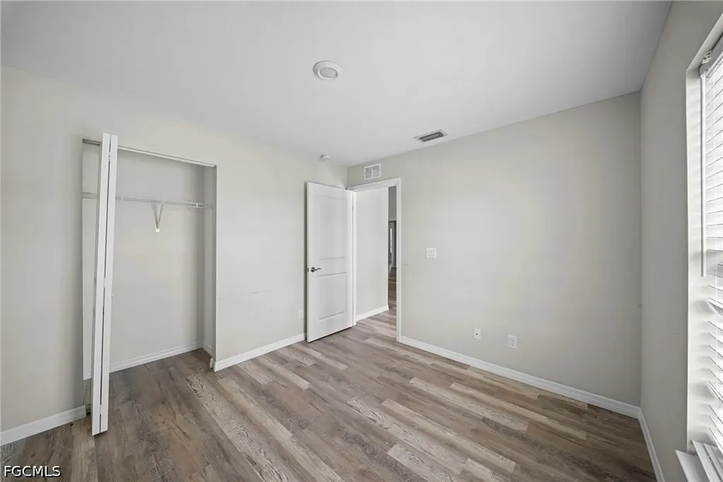 202 NW 25th Place Cape Coral FL 33993