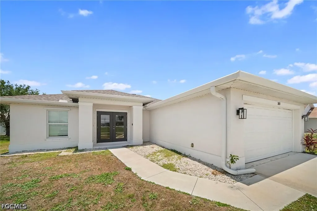 202 NW 25th Place Cape Coral FL 33993