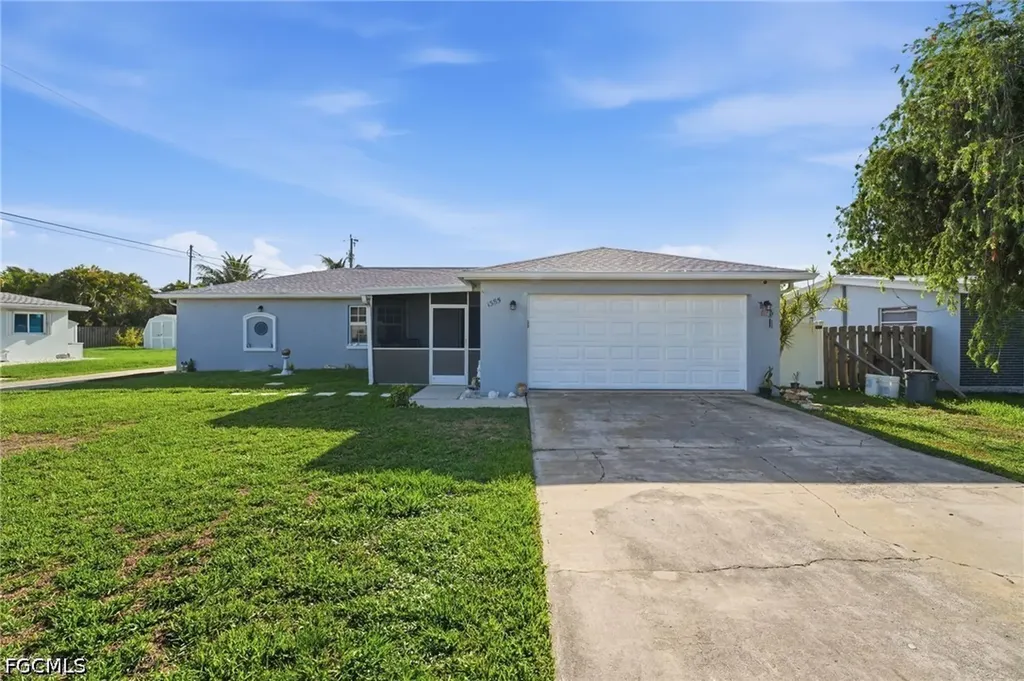 1385 Pine Avenue North Fort Myers FL 33917