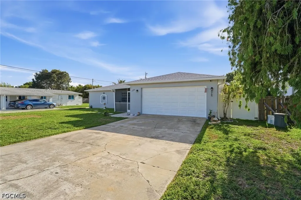 1385 Pine Avenue North Fort Myers FL 33917