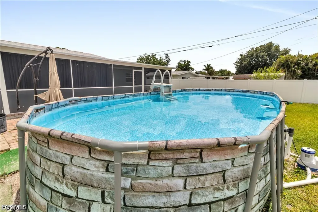 1385 Pine Avenue North Fort Myers FL 33917
