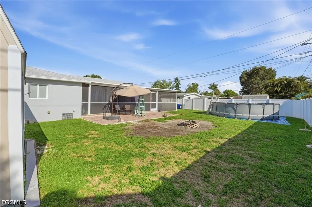 1385 Pine Avenue North Fort Myers FL 33917