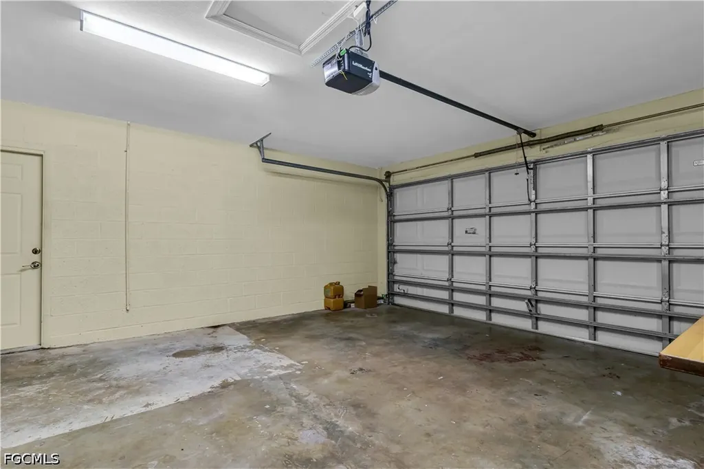 1385 Pine Avenue North Fort Myers FL 33917