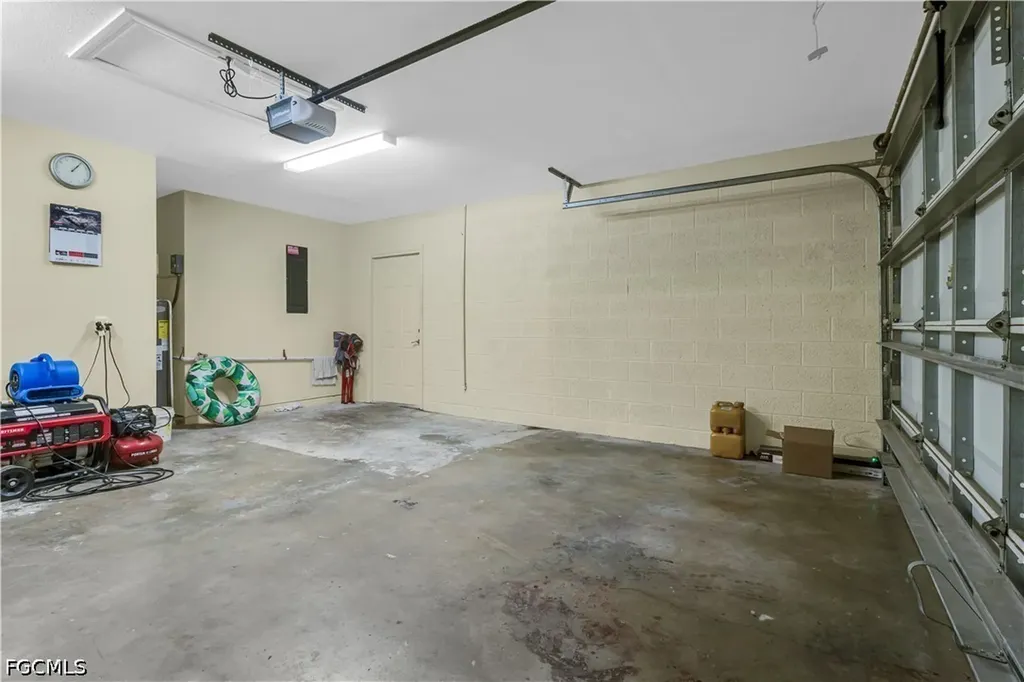 1385 Pine Avenue North Fort Myers FL 33917