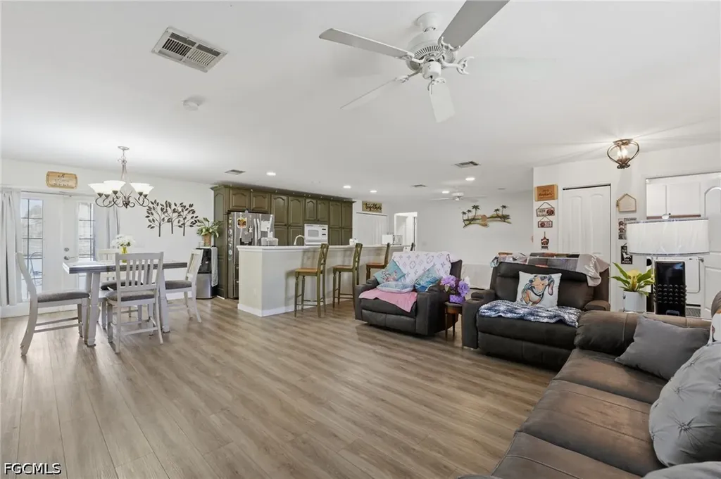 1385 Pine Avenue North Fort Myers FL 33917