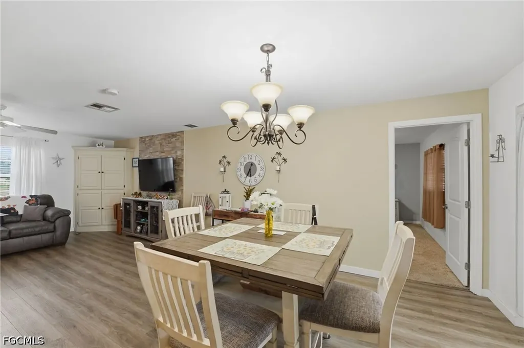 1385 Pine Avenue North Fort Myers FL 33917