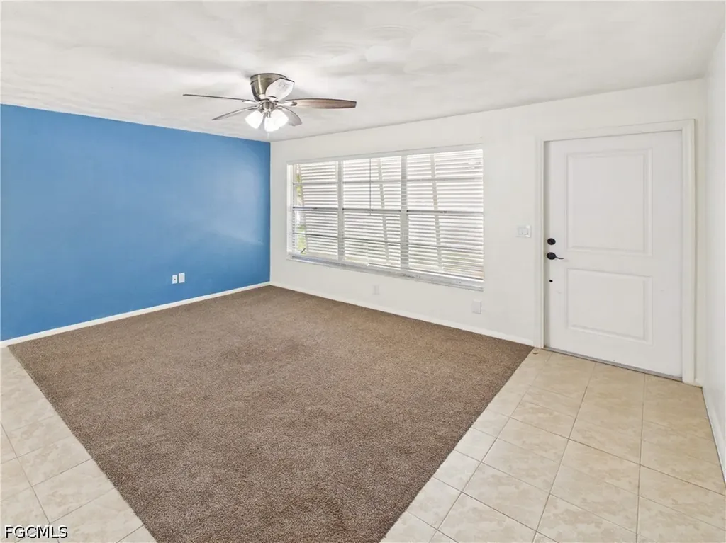18541 Iris Road Fort Myers FL 33967