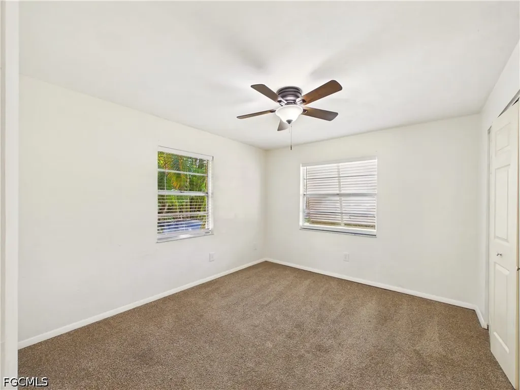 18541 Iris Road Fort Myers FL 33967