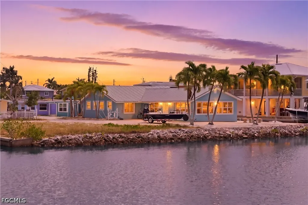 2669 Coco Plum Drive Matlacha FL 33993