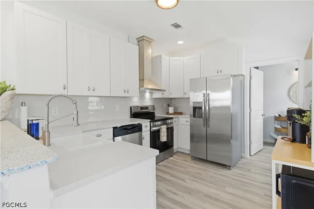 2669 Coco Plum Drive Matlacha FL 33993