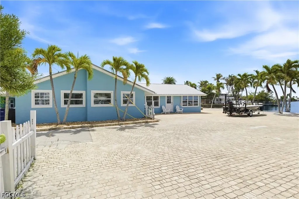 2669 Coco Plum Drive Matlacha FL 33993