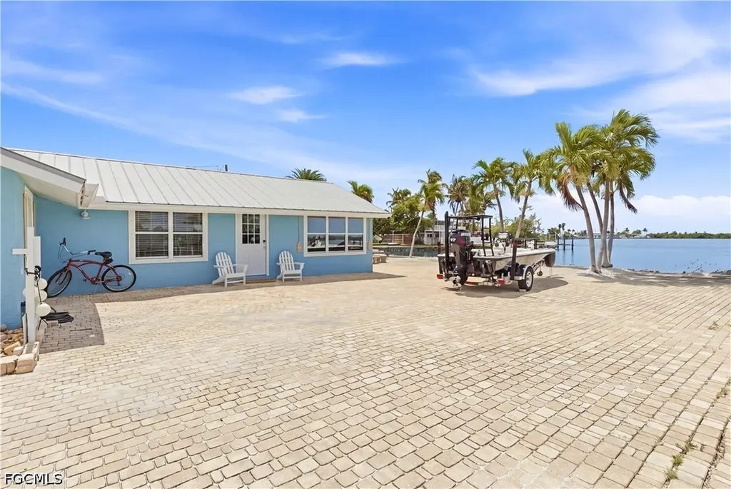2669 Coco Plum Drive Matlacha FL 33993