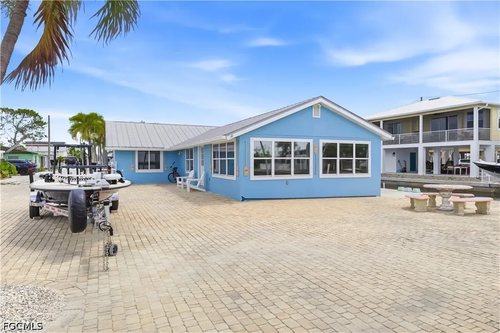 2669 Coco Plum Drive Matlacha FL 33993