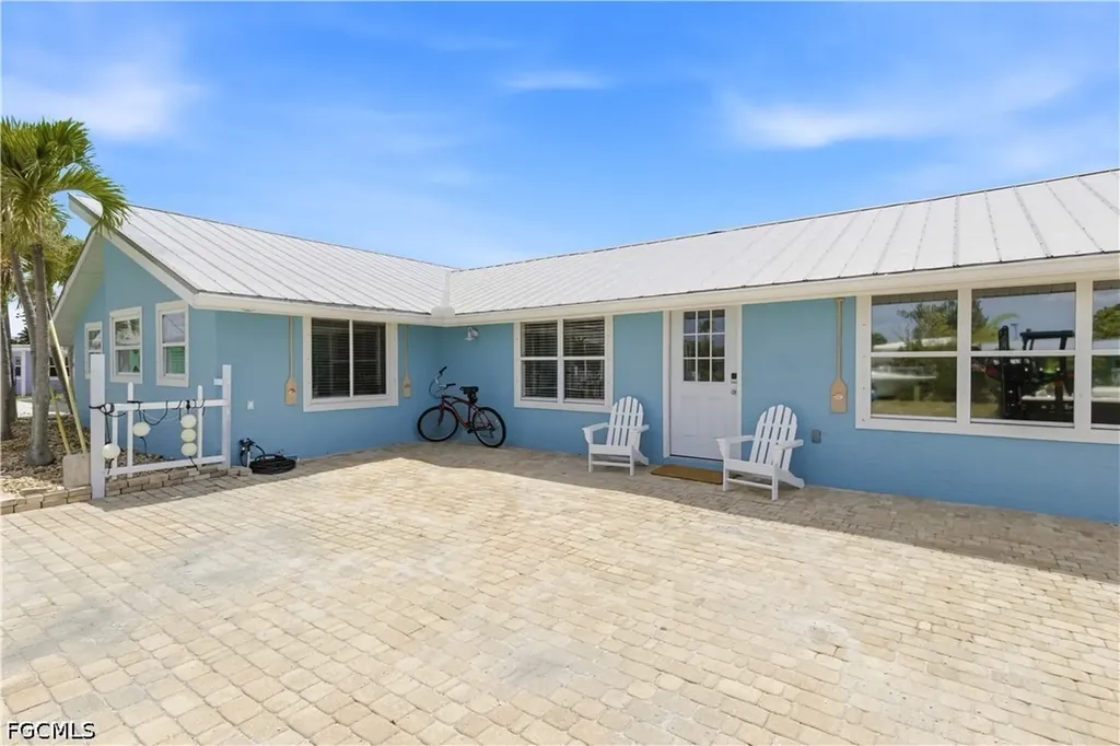 2669 Coco Plum Drive Matlacha FL 33993