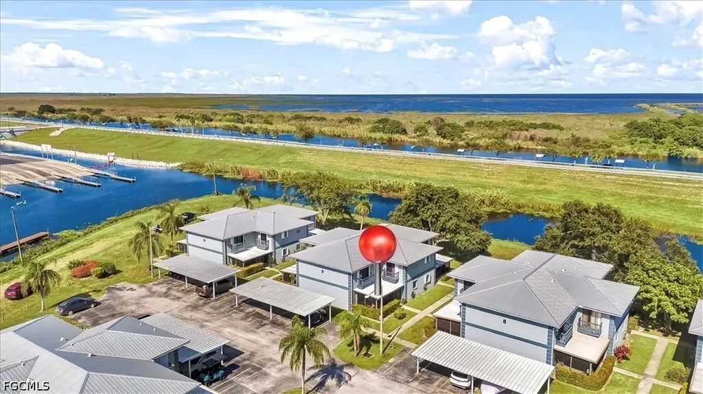 707 Hoover Dike Road Clewiston FL 33440