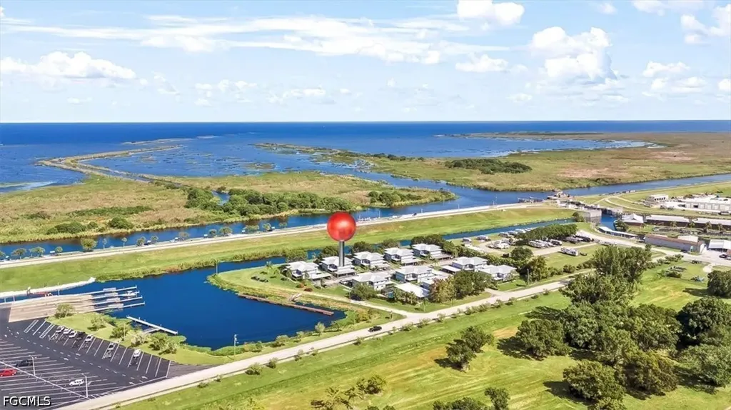 707 Hoover Dike Road Clewiston FL 33440
