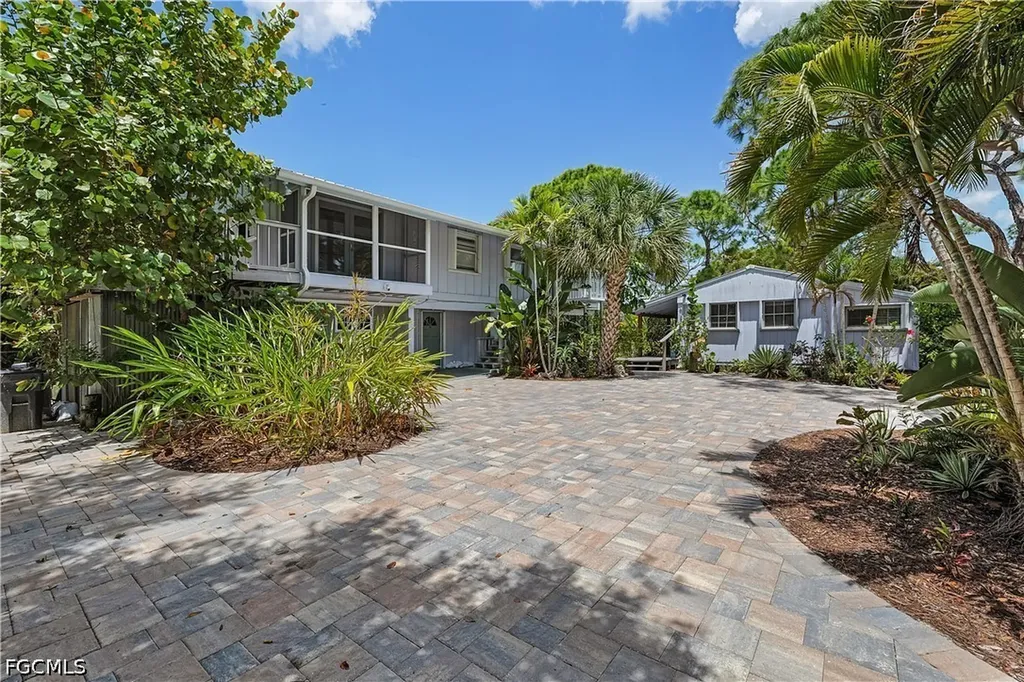 10545 Habitat Trail Bokeelia FL 33922