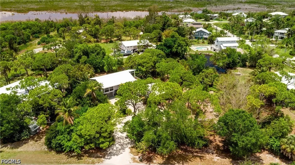 10545 Habitat Trail Bokeelia FL 33922