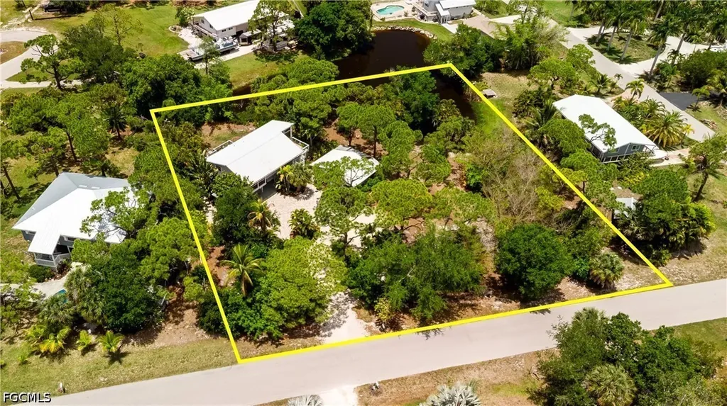 10545 Habitat Trail Bokeelia FL 33922