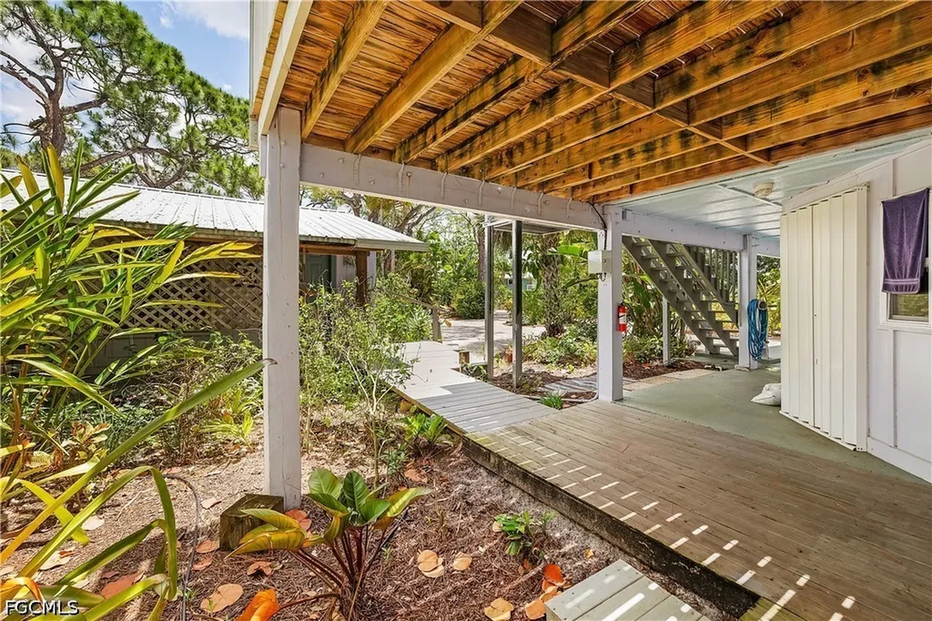 10545 Habitat Trail Bokeelia FL 33922