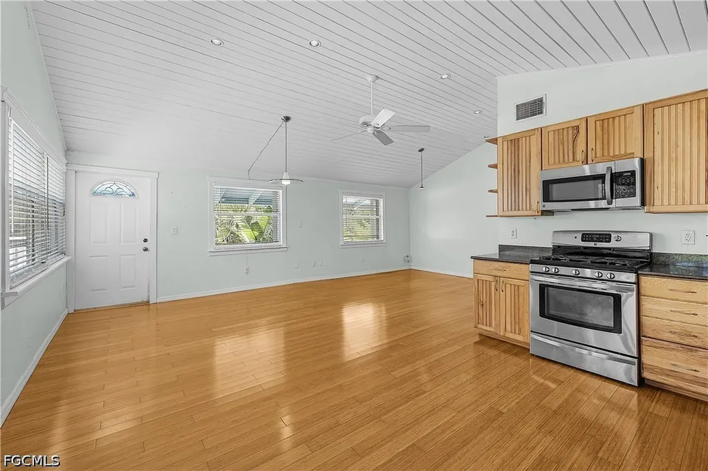 10545 Habitat Trail Bokeelia FL 33922
