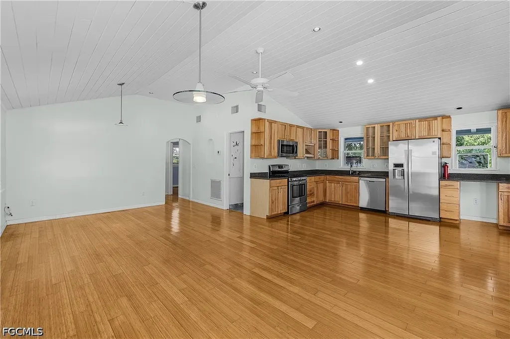 10545 Habitat Trail Bokeelia FL 33922