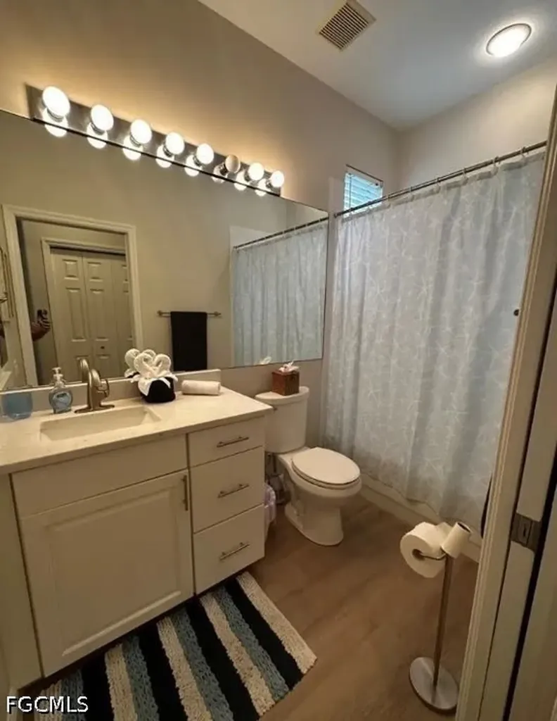 8837 E Bay Circle Fort Myers FL 33908