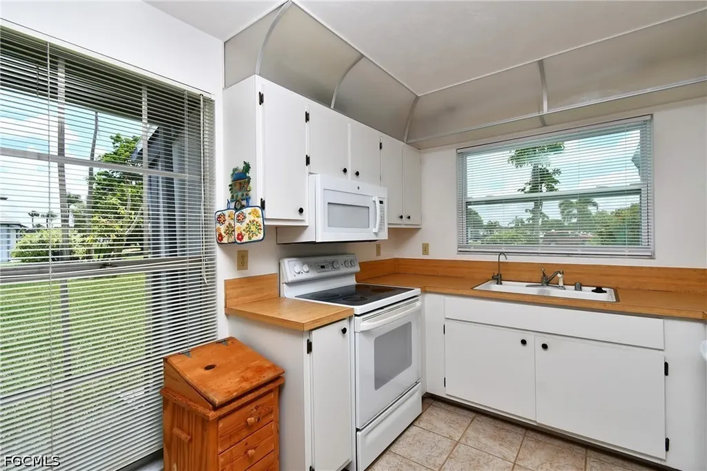 10572 Quincy Court Lehigh Acres FL 33936