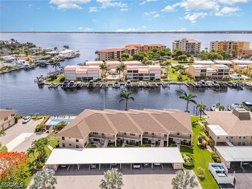 4001 SE 19th Place Cape Coral FL 33904