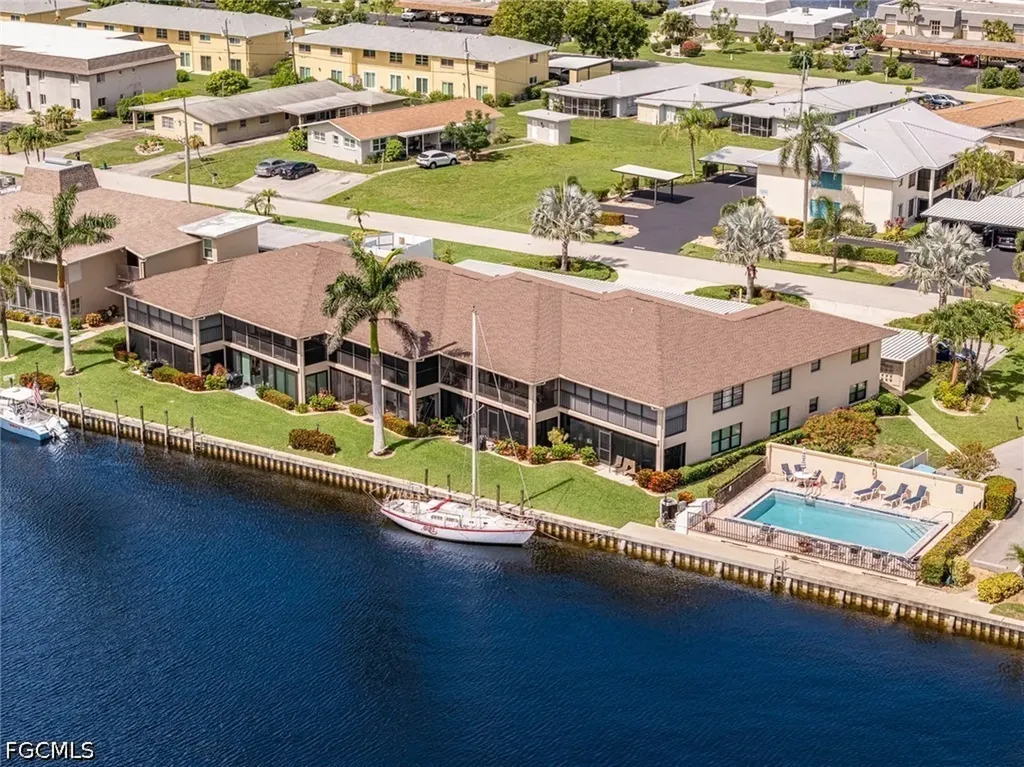 4001 SE 19th Place Cape Coral FL 33904
