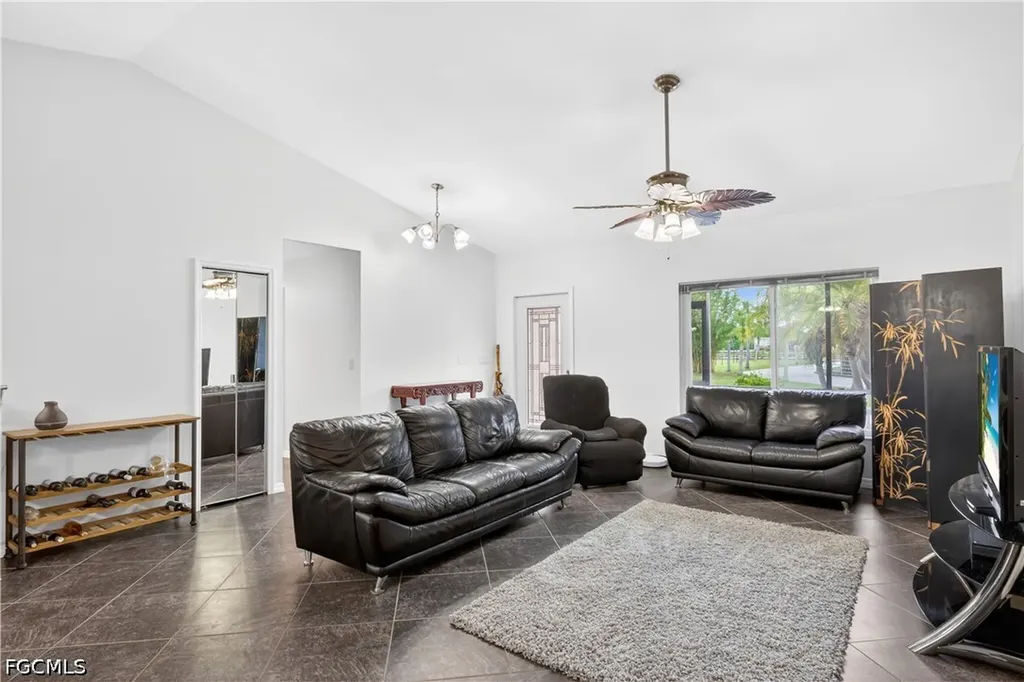 6670 Pangola Road Fort Myers FL 33905
