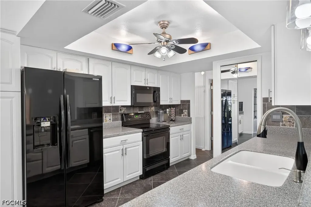 6670 Pangola Road Fort Myers FL 33905