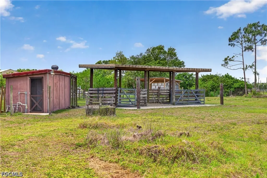 6670 Pangola Road Fort Myers FL 33905