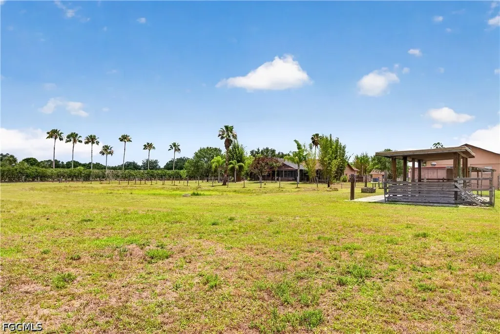 6670 Pangola Road Fort Myers FL 33905