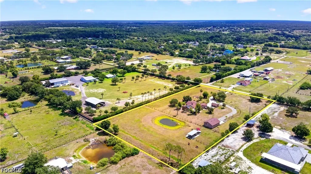 6670 Pangola Road Fort Myers FL 33905