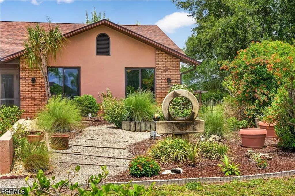 6670 Pangola Road Fort Myers FL 33905