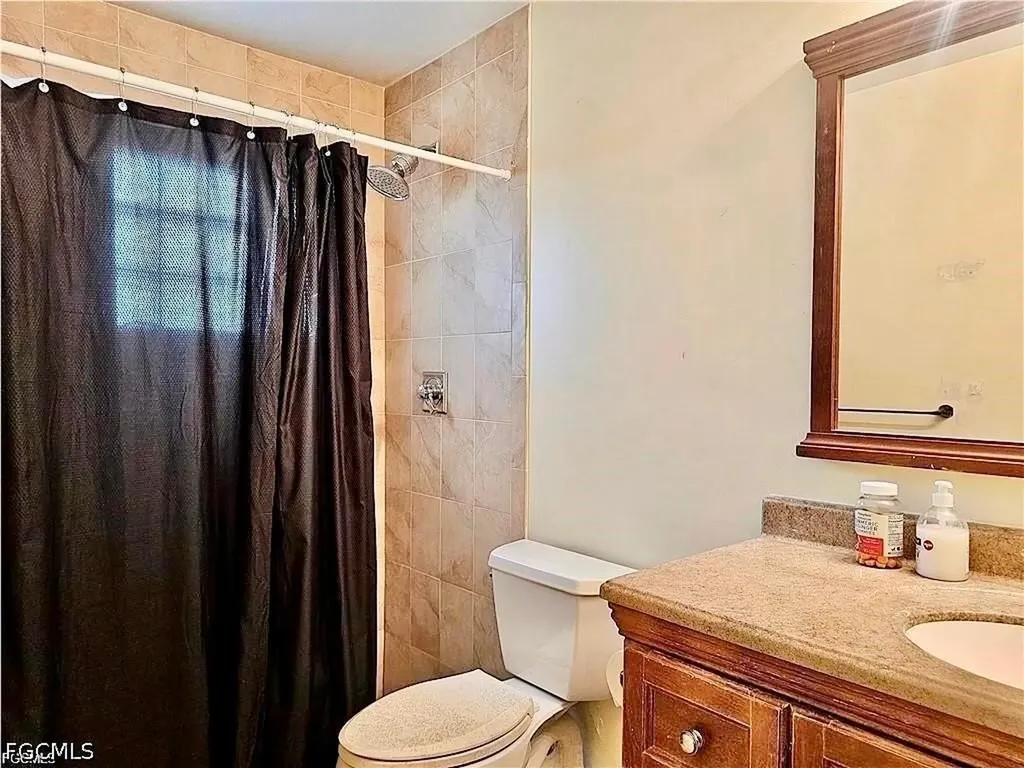 124 SE 31st Street Cape Coral FL 33904