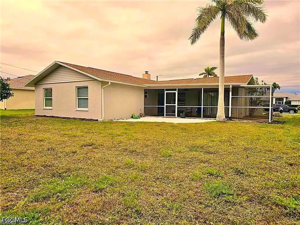 124 SE 31st Street Cape Coral FL 33904
